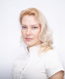 Попова Анна Дмитрівна