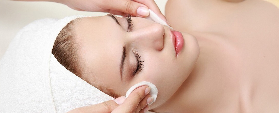 Атравматична глибока чистка обличчя в Одесі